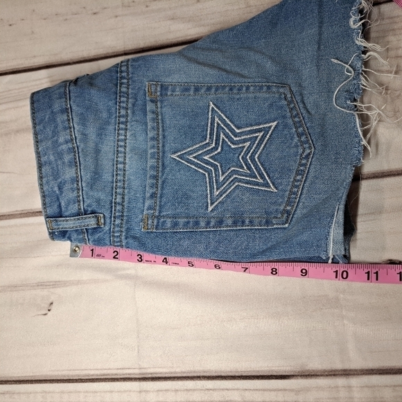 H&M Coachella Daydreamer Shorts Size 4 - Picture 8 of 9